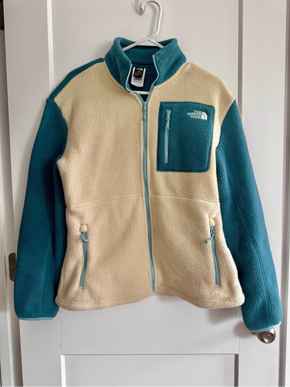 Women’s The North Face Fleece Jacket Two-Tone Teal & Cream Fleece Jacket